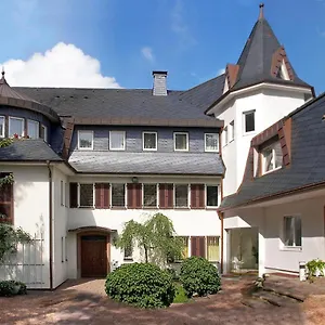 https://hotel-villa-falkenberg.dusseldorf-hotel.net